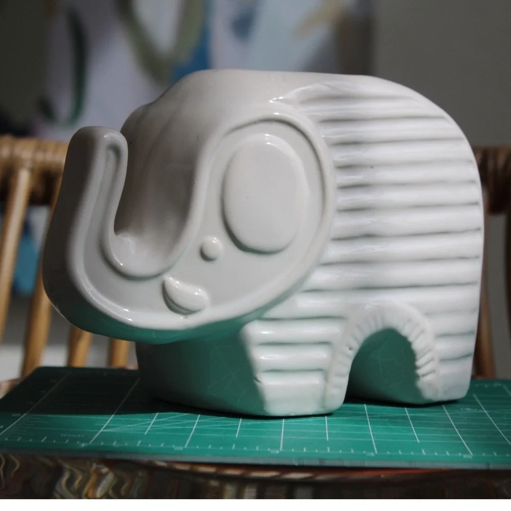 Elephant menagerie white Tea Light‎ Candle Holder Modern Minimalist Decor